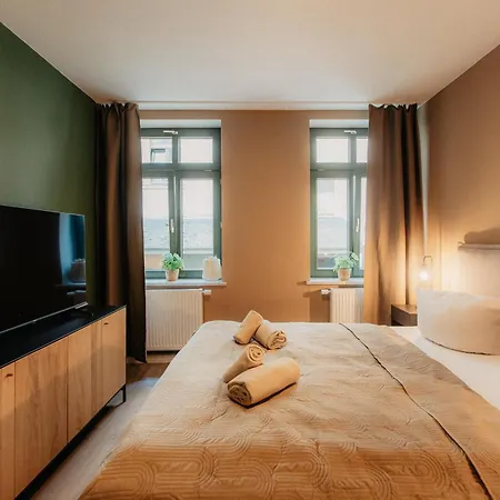 Luga Homes - Karli Apartment *