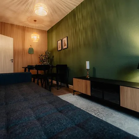 Luga Homes - Karli Apartment