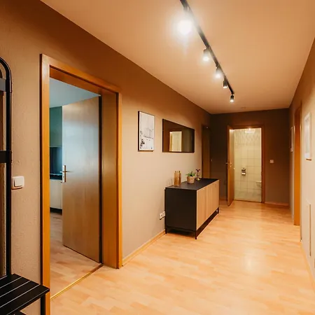 Luga Homes - Karli Apartment